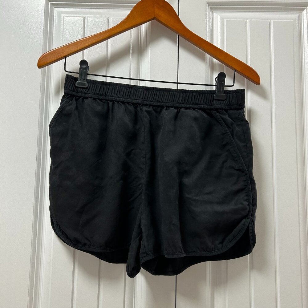 Oak + Fort (Loft 82) shorts black